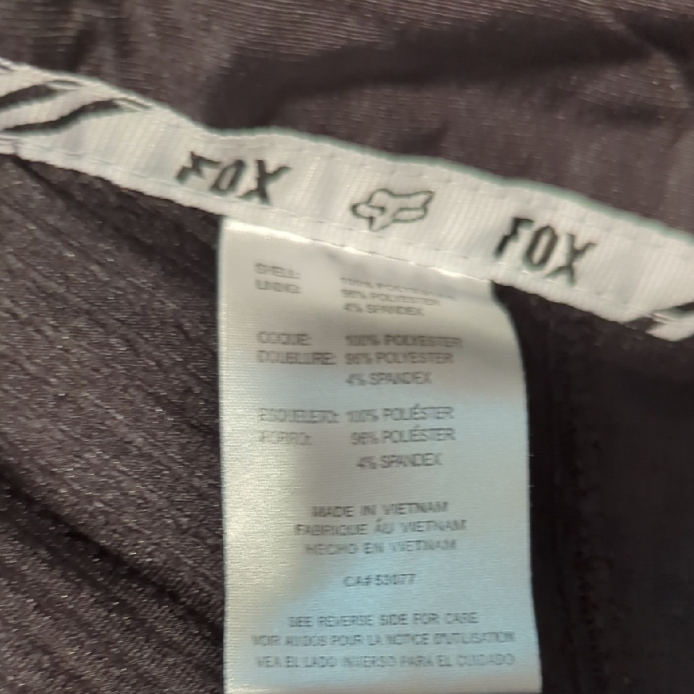 Fox Black Cargo Riders Shorts with Relaxed Fit - Picture 6 of 10